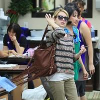 Emma Roberts leaving a nail salon in Beverly Hills photos | Picture 63933